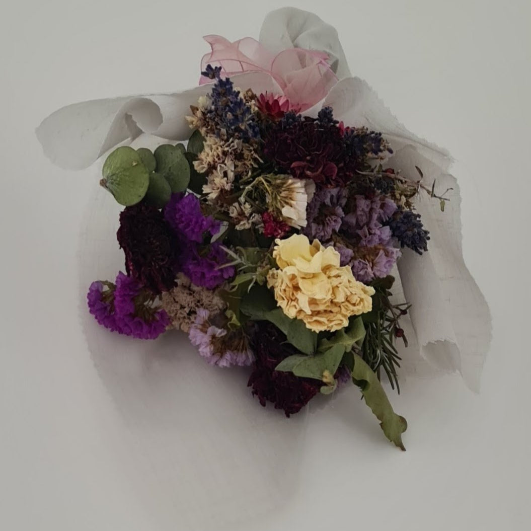 Dried Flower Bouquet Spring Mix